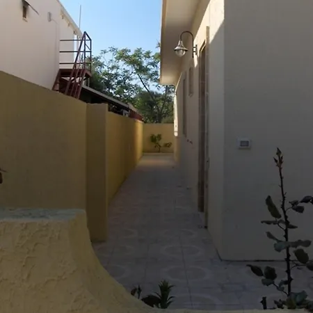 Casa Vacanza Martina بيت للعطل أُجينتو
